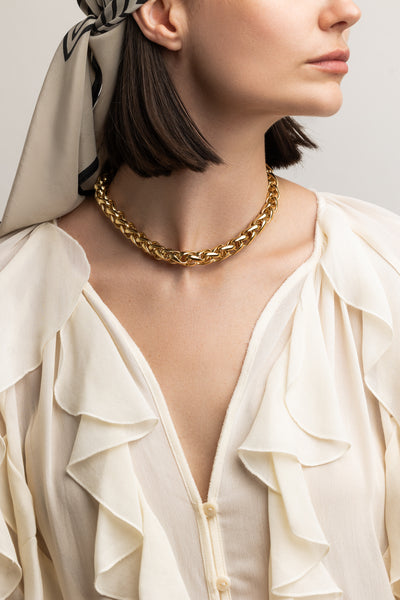 COLLAR ESLABONES DORADO 01