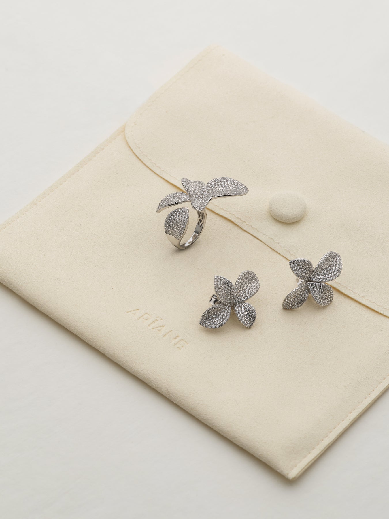 SET DE JOYAS BLOOM
