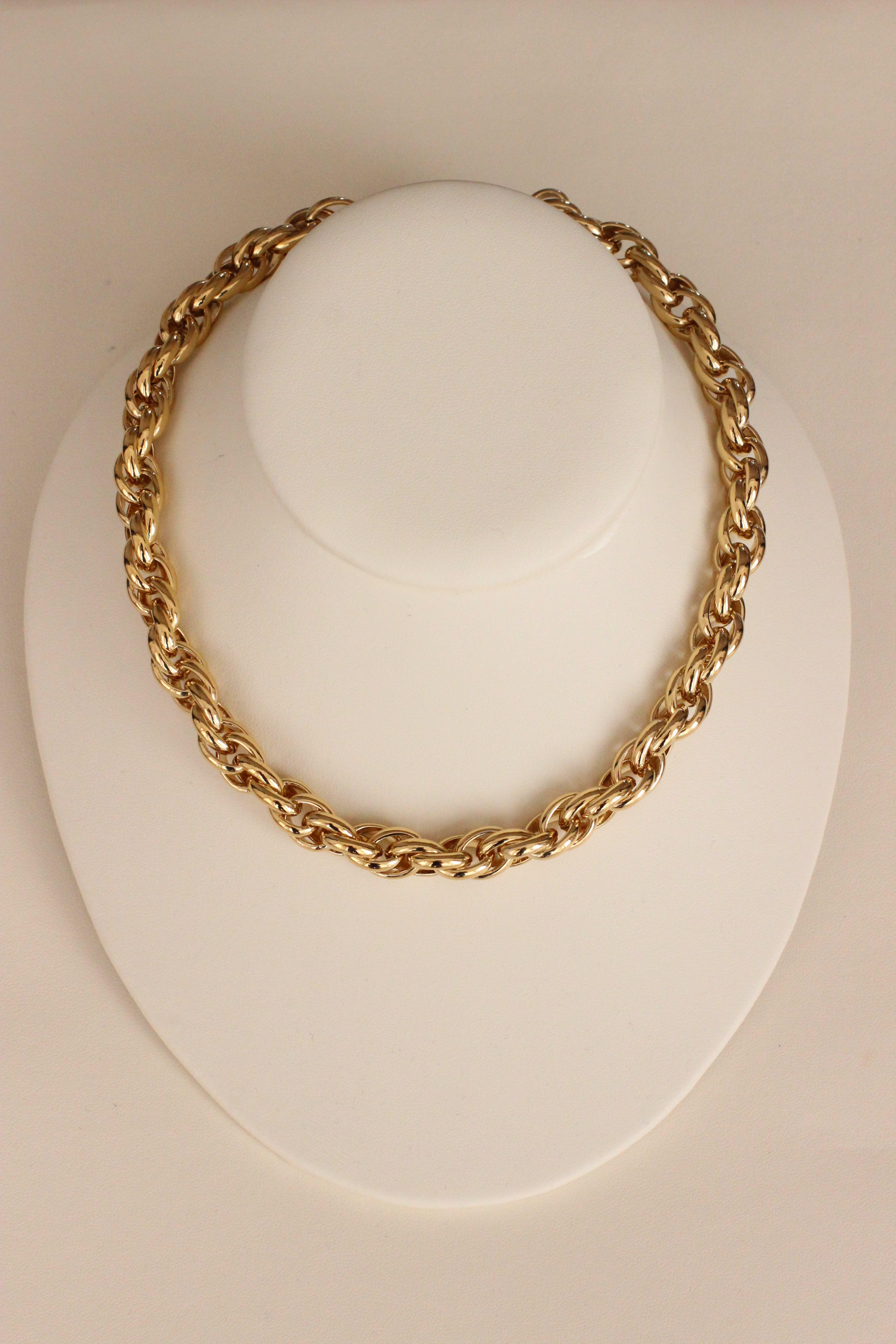 COLLAR ESLABONES DORADO