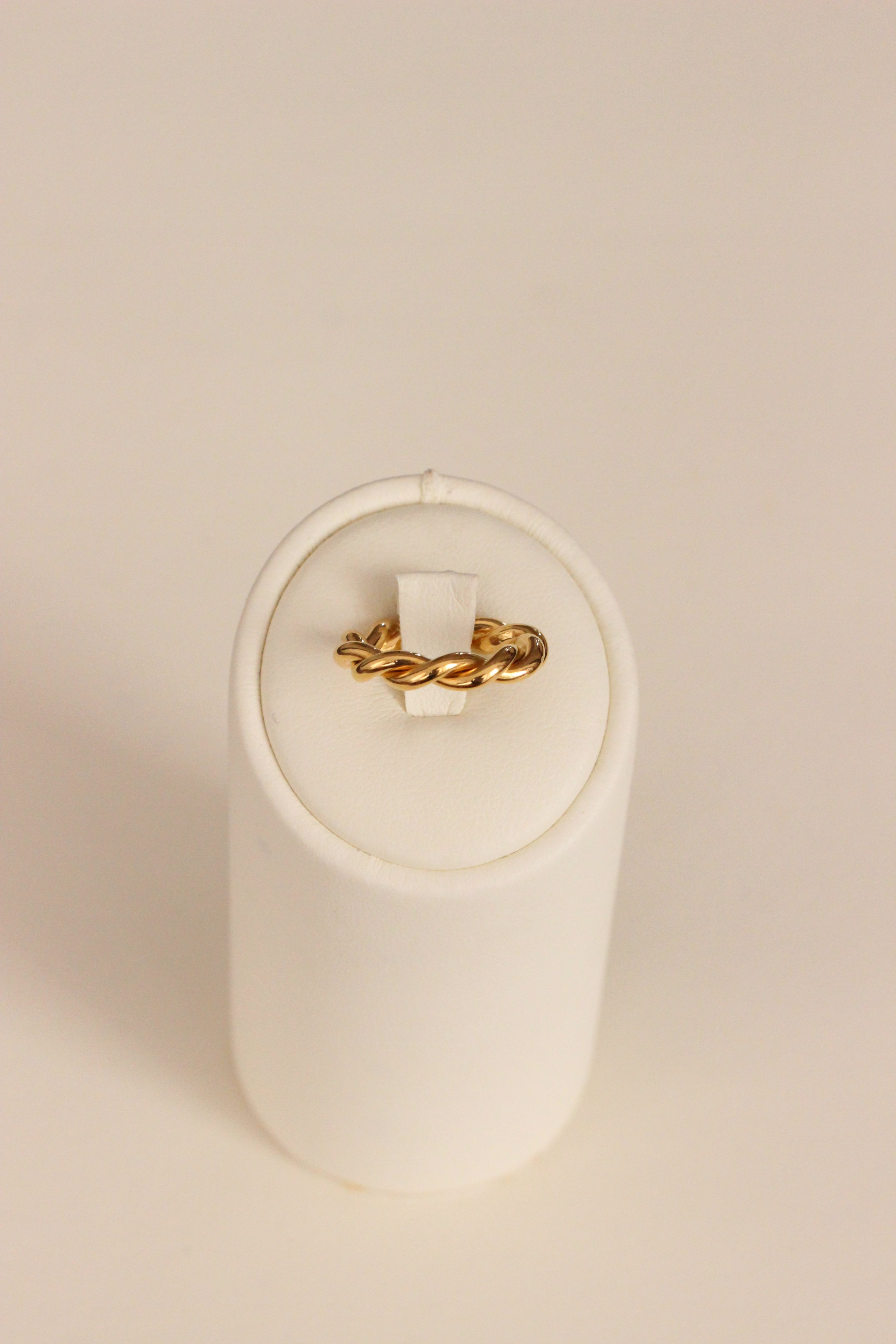 ANILLO ESPIRAL ORO TALLA 4