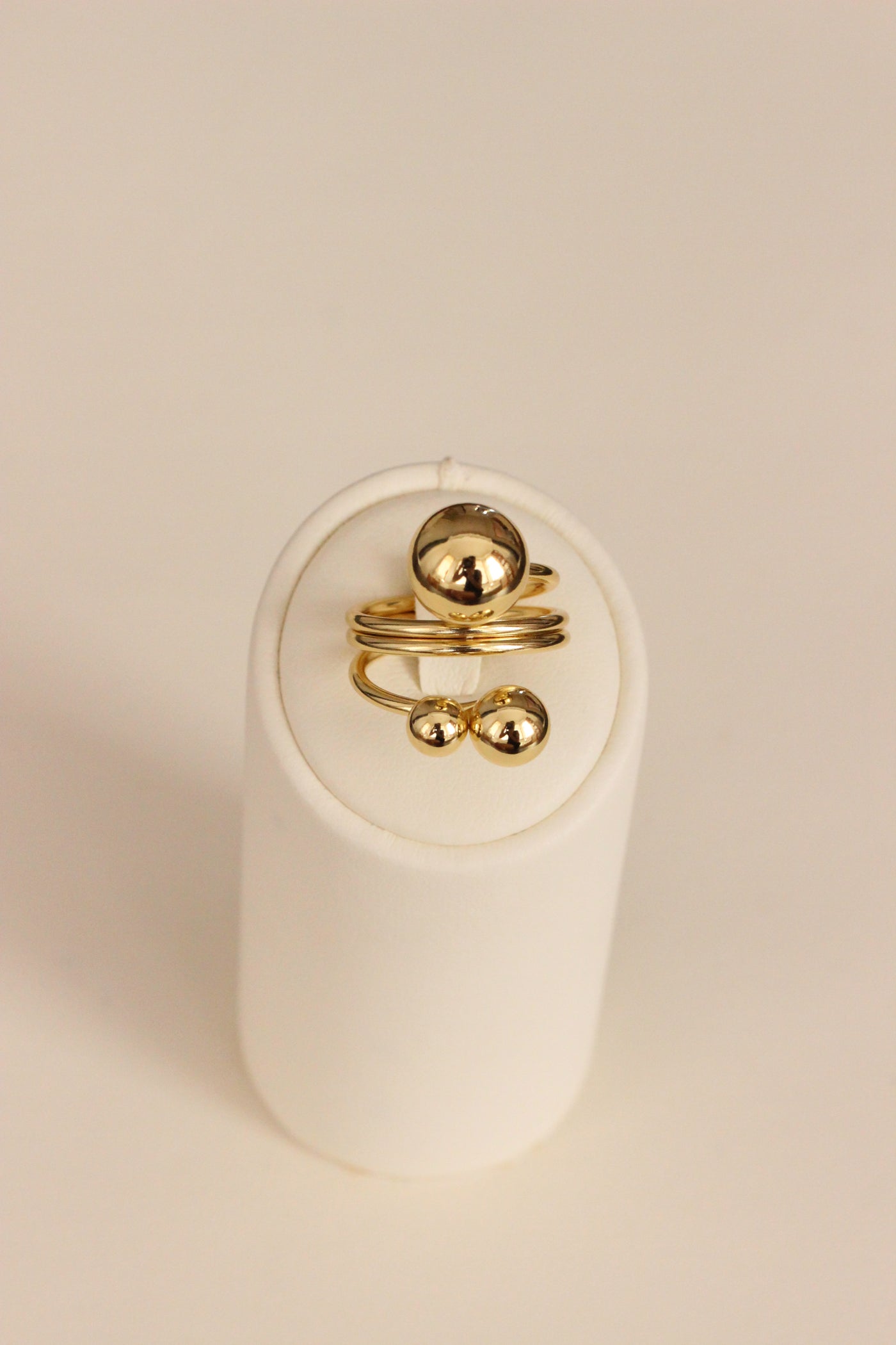 ANILLO BOLAS DORADO TALLA 16