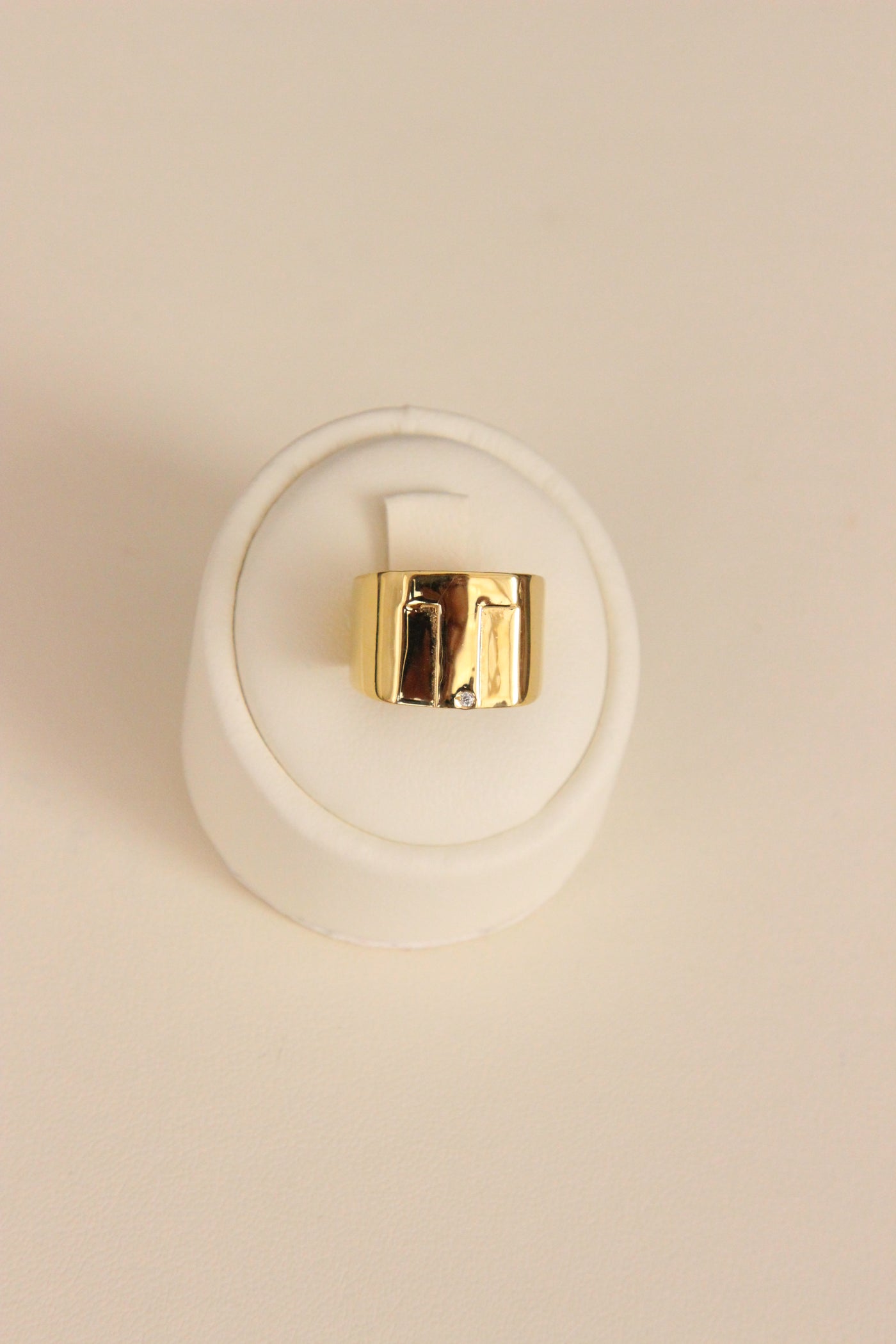 ANILLO SILUETA LETRA T TALLA 7